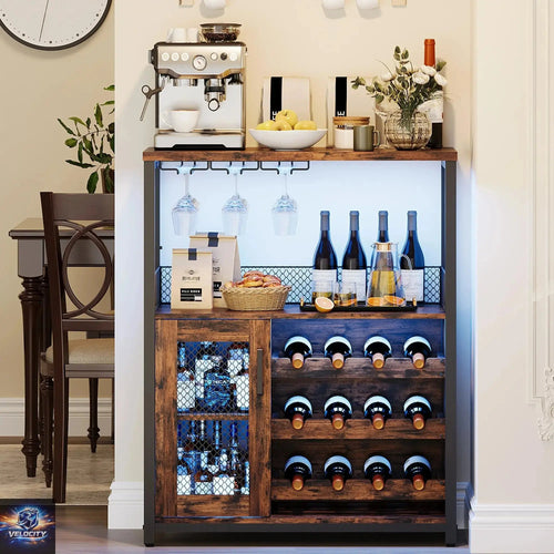Meuble bar design avec rangements à vins et portes en verre Maison Essentielle